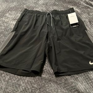 Men’s black Nike swim shorts size large NWT